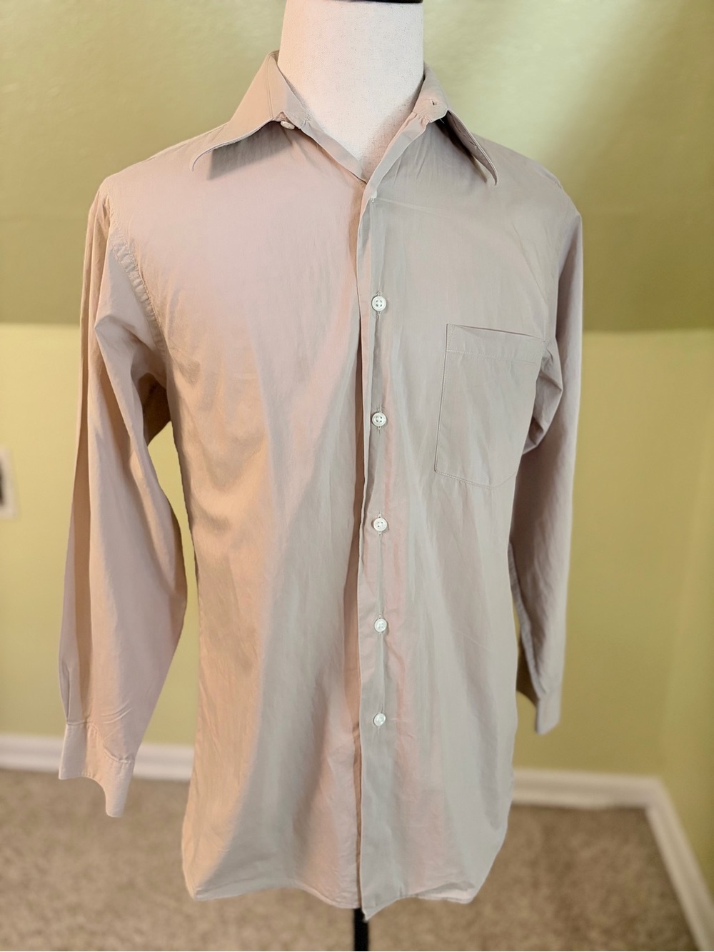 DKNY Men's Tan Cotton Silk Blend Dress Shirt Size M 15.5 32/33 Long Sleeve